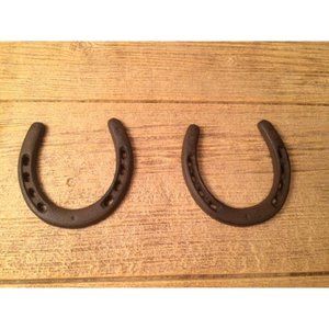 TWO Large Horseshoes Rustic Cast Iron 05208